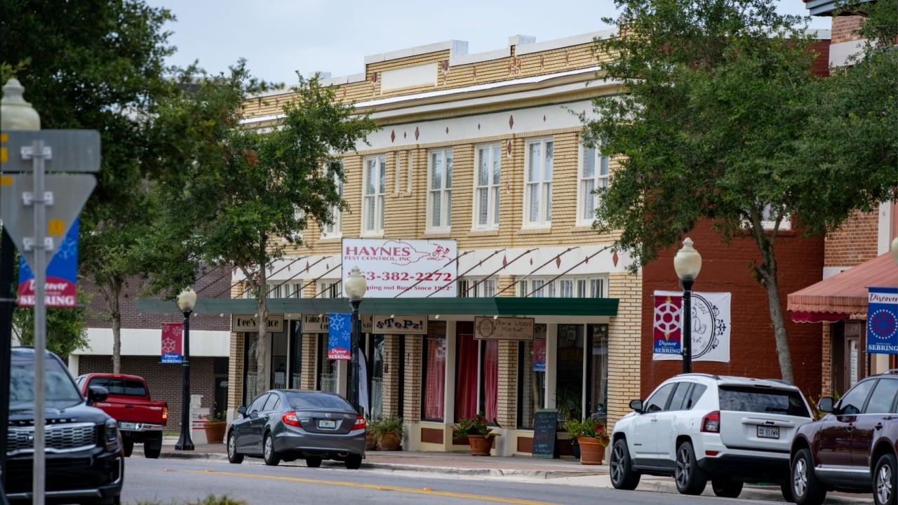 Sebring, FL, USA - June 18, 2021: Photo of local shops in Sebring FL USA