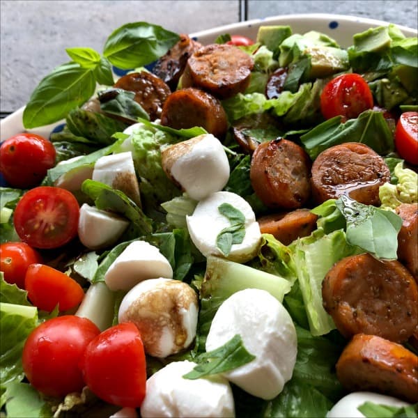 Tomato mozzarella salad